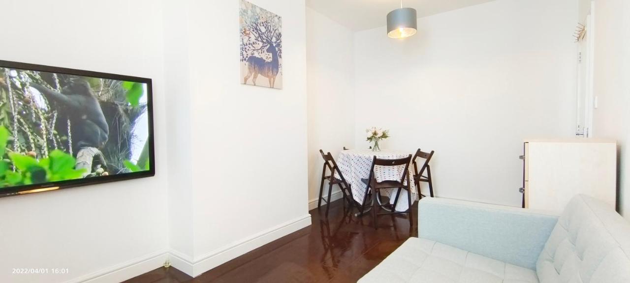 Acacia Flat 189 In Wembley Apartment London Exterior photo