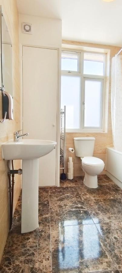 Acacia Flat 189 In Wembley Apartment London Exterior photo
